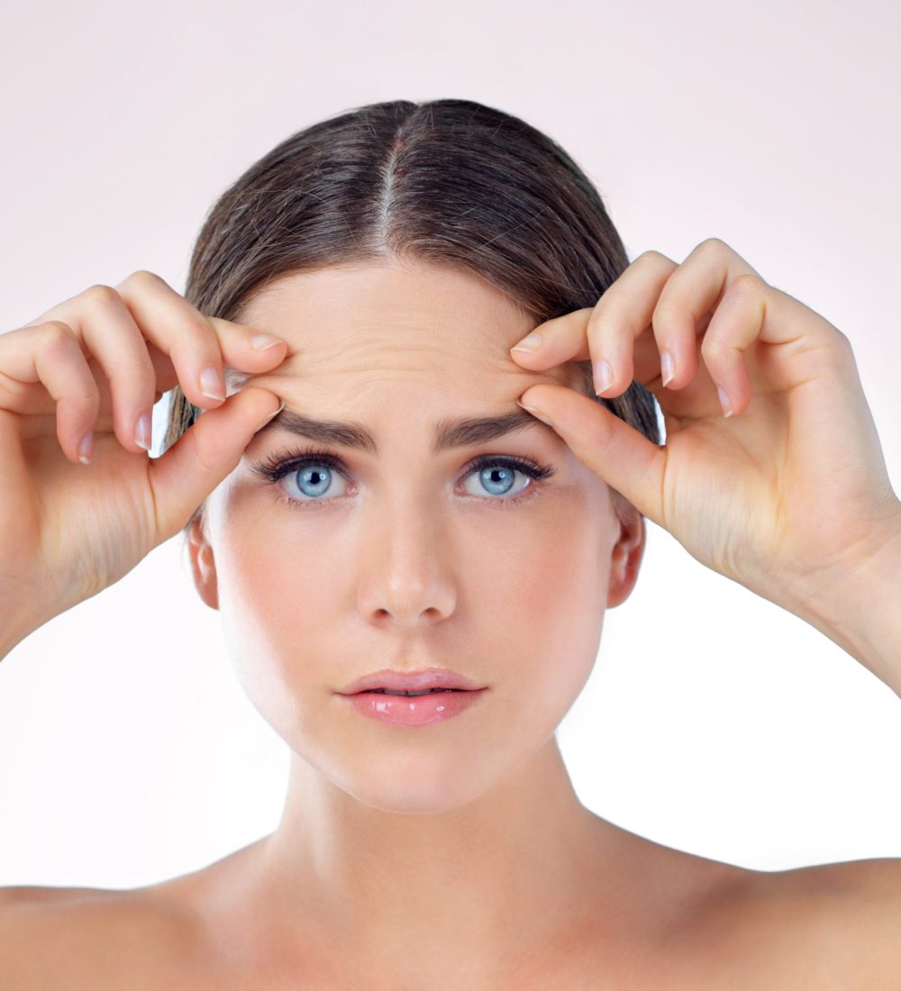 No need to worry about wrinkles, there is moisturizer.